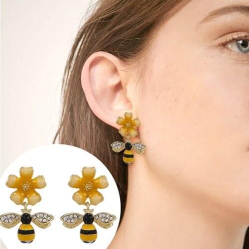 Match-Right Gold Color Fashion Simple Statement Earrings for Women Bee Butterfly Flower Korean Dangle Drop Earrings SR1085