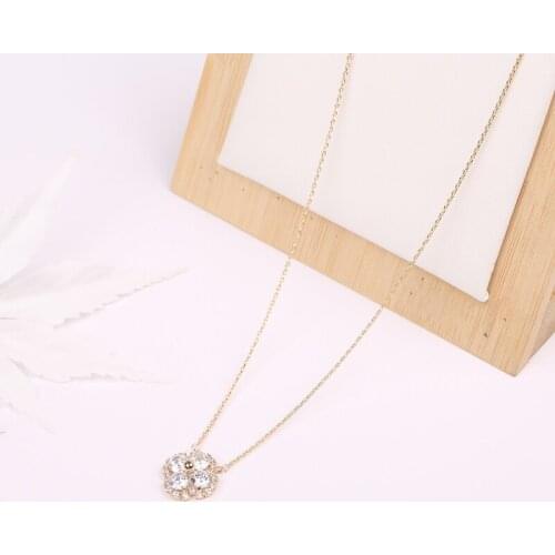 Romatic Style Womens Pendant Necklace Exquisite Clover Flower Design Choker Zircon Inlay All Match Trendy Jewelry Accessory