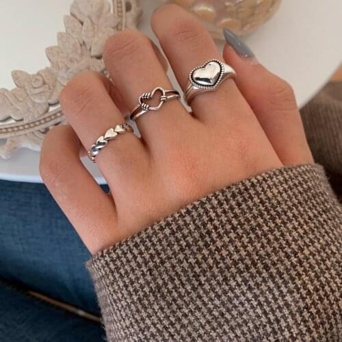 New Ins Love Heart Ring Vintage Hollow Retro Simple Temperament Heart Rings For Women Girls Fashion Jewelry Gift