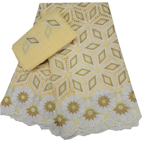 Swiss Lace Fabric 2021 Embroidery African Lace Fabrics Dry Lace Swiss Voile Lace in Switzerland For Wedding Dress h66-610