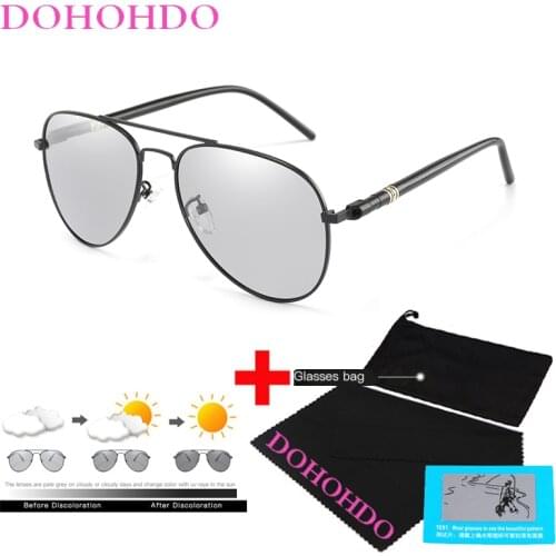 2021 Photochromic Sunglasses Classic Men Polarized Chameleon Discoloration Driving Pilot Sun Glasses for Women Alloy Frame UV400