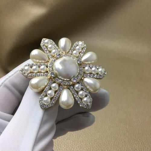 Fashion Jewelry Vintage Egyptian Pharaoh Style Sunflower Brooch Party Sweater Brooche Flower Pearls Fashon Sun Brooches