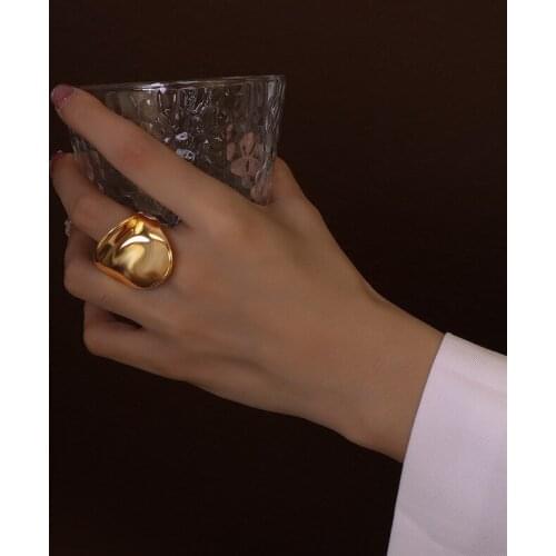 European and American heavy industry surface hand cast ring female eating ring titanium steel 18K gold A161