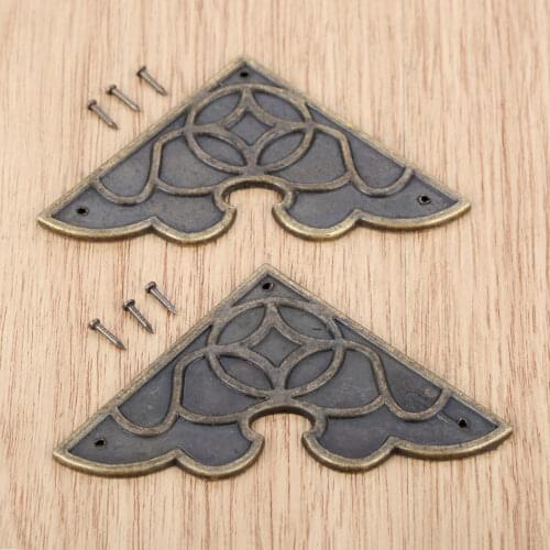 2Pcs Antique Brass Edge Corner Protector Bumper Guard Wooden Case Metal Corner Protector Furniture Decor 54mm with Nails