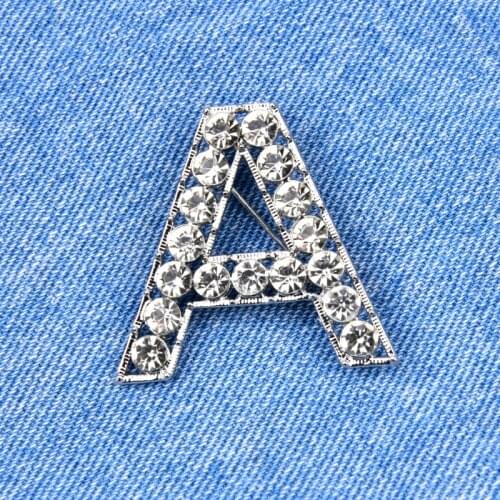 Initial Rhinestone Crystal Letter Brooch Pearl Gold Plated Bow-knot/Heart Women Men Suit Jeans Coat Broach Pin Fashion Jewelry