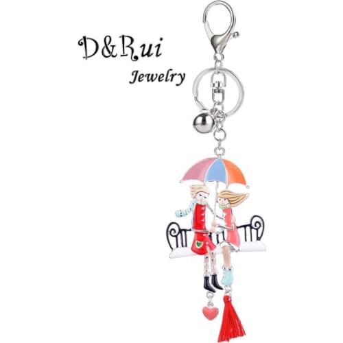 Cute Keychains for Car Keys Pendant Charm Couple Key Rings Chain Men Women Enamel Alloy Love Creative Keychain Boyfriend Gift