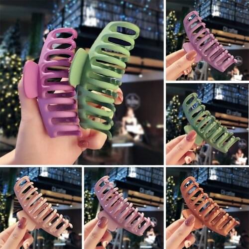 2020 New Claw Clip for Women Tough Black Plastic Hair Claw Large Size Hair Clamps Claw Clip Crab for Hair Accessories for Hair