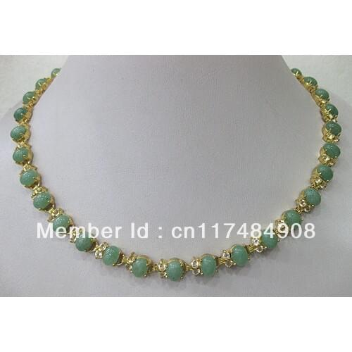 Free shipping green jades necklace