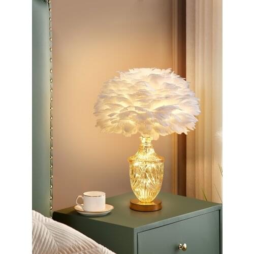 Nordic Modern Simple Creative Glass Feather Table Lamp Home Warm Decorative Bedroom Table Lights For Children Girls Room