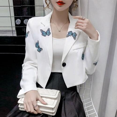 New autumn suit jacket feminine temperament is thin butterfly embroidery short design sense shoulder pad suit G2035