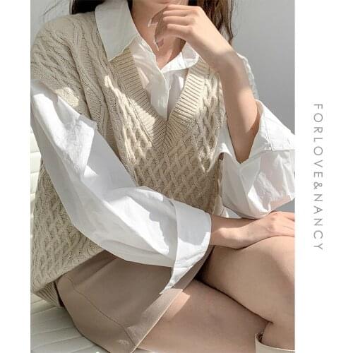 Women Knitted Vest Simple All Match Style V Neck Sleeveless Sweater Kawaii Students Vintage Sweater Waistcoat