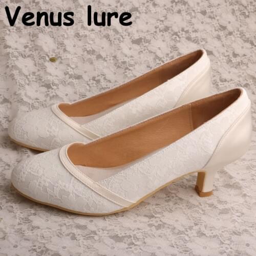 Lace Ivory Wedding Shoes for Bride Low Heel Closed Toe Female Bride Footwear