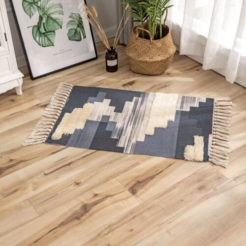 Nordic Hand Woven Cotton Linen Bedside Bedroom Mat Printed Area Rug with Tassels Bathroom Non-slip Corridor Door Mats