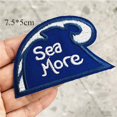Japan Artist The Great Wave Off Kanagawa Sunrise Sea More Embroidery Iron on Sew on Patch Brave Fighting Motif Emblem DIY Badges