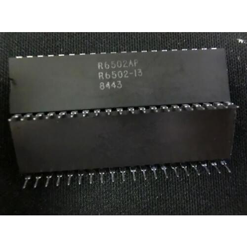 5PCS/LOTS R6502AP R6502A R6502 DIP-40 IC