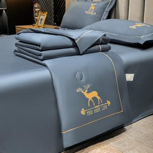 2021 hot salelight luxury silk embroidery breathable comfortable spring summer thin quilt king queen twinHome Textiles Suitable