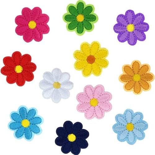 2021 New Cartoon SUNFLOWER Embroidered Cloth Stickers Clothing Accessories Flowers Badge Patch