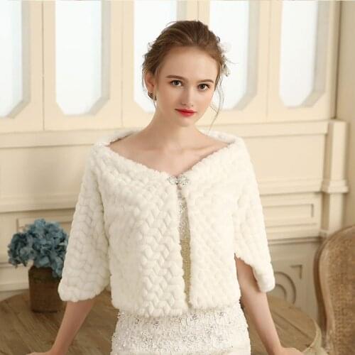 Wedding Boleros White Rhinestone Fur Shawl 3/4 Length Sleeves Warm Fur Wrap Bridal Jacket For Evening Boleros chaquetas boda