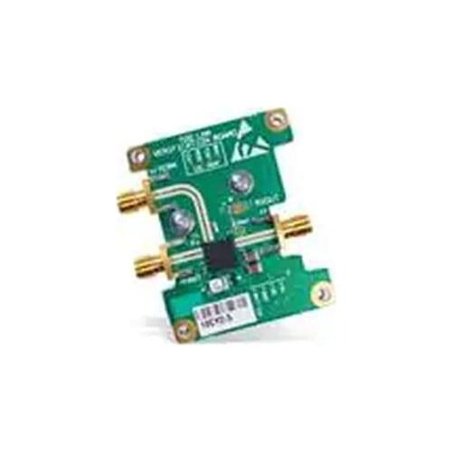 QPB9320EVB RF Development Tools 1.85-2.02GHz FEM Eval Board