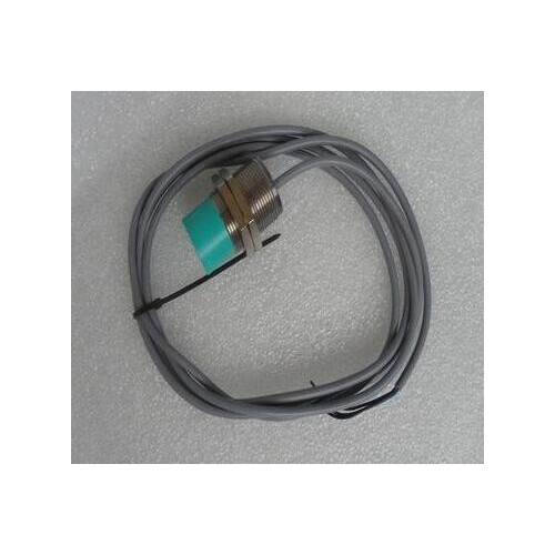 Free Shipping 2pcs/LOT Proximity switch NBN15-30GM50-E2 DC three wire PNP normally open thread inductive sensor