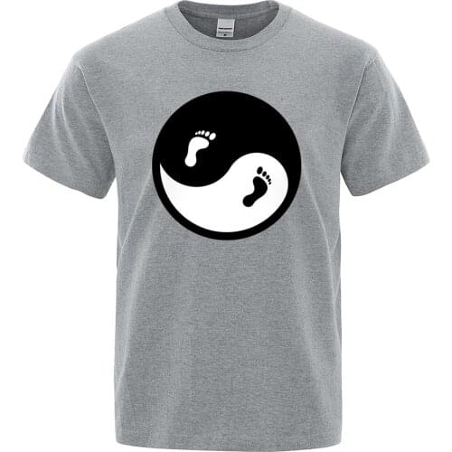 Into the Unknown Street Fashion Print T Shirts Men Vintage Loose T-Shirts Summer Breathable Tops Fashion Oversized Mens Tshirts