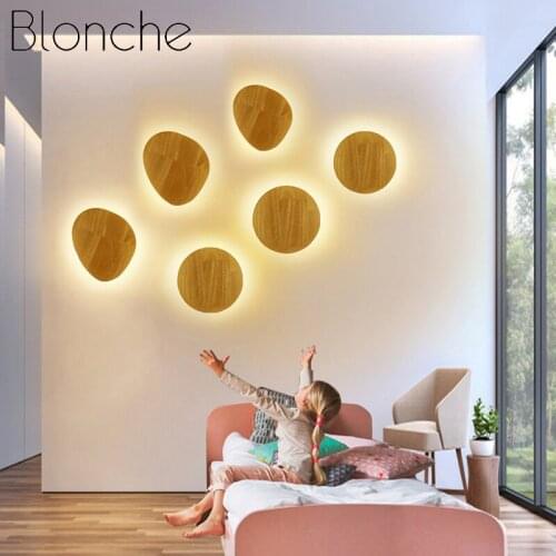 Modern Nordic Interior Wooden Wall Lamp Solar Eclipse Candlestick Lamp Bedroom Bedside Aisle Design Round LED Wall Lamp
