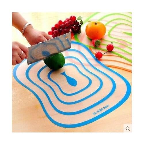 Medium-sized Cities Small Creative Fashion Health Cutting Board Plastic Cut Fruit Plate Thin Cutting Board Manufacturer Wholesal