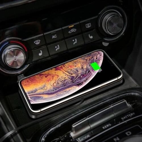 10W Qi Wireless Car Phone Charger Fast Charging Pad Mat For IPhone11 XR Max Samsung S9 Smartphone Charger Car Dashboard Holder