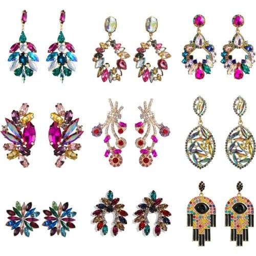 Dvacaman Luxury Crystal Drop Earrings for Women Baroque Rhinestone Flower Statement Big Earrings Vintage Bridal Wedding Jewelry