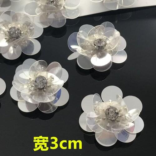 10pc/lot Handmade white flower beaded patches for clothing DIY rhinestone sequins Sew on patch embroidery appliques parche ropa