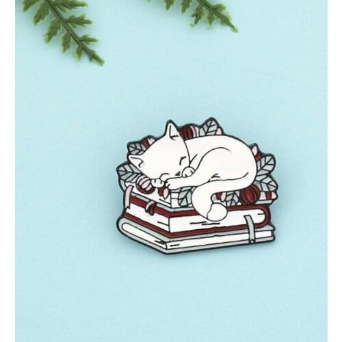 Sleeping Cat Reading Book Enamel Pin Cartoon Sleeping Cat Envelope Flower Brooches Unisex Lover Badge Bag Clothes Lapel Pin Gift