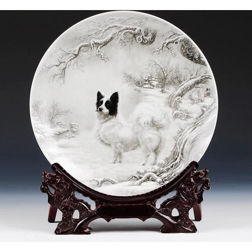 Jingdehzne Ceramic Decorative Plate Hamony Dog Porcelain Ornamental Plate Chinese Decoration Dish Plate Wood Base Wedding Gift