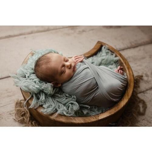 Infant childrens photography props original simple solid wooden crescent box newborn modeling simple props crescent basket