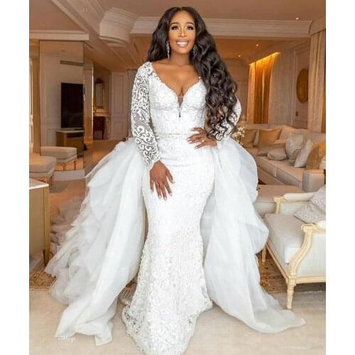 African Luxury Long Sleeves Plus Size Arabic Mermaid Wedding Dress With Derachable Train Deep V Neck Black Girl Lace Bridal Gown