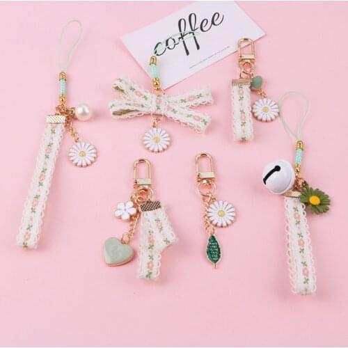 New Cute Hearts Flower Keychain For Airpods pro 3 Case Kawaii Keyring Charms For Samsung/Xiaomi/Huawei Earphone Case Cover Decor