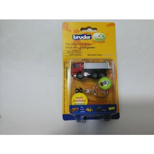 Bruder 1:128 Actros Truck Keyring toy