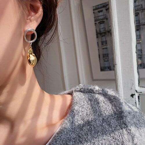 Vintage Earring Gothic Metal Irregular Ball Earrings for Women Punk Jewelry Gold Earring Geometric Brincos Hiphop Bijoux
