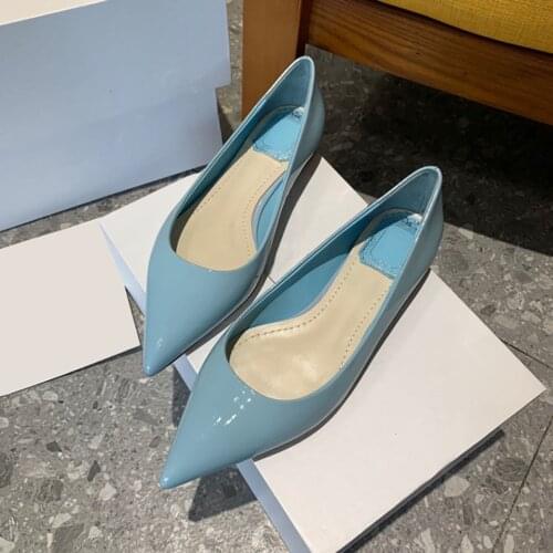 Womens Shoes New Fashion Flat Shoes Genuine Leather Dress Shoes Luxury Brands Slip-On Shoes Pointed Toe Party Shoes Large Size