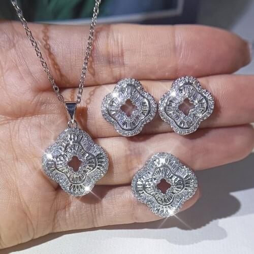 Cute Silver Color Clover Dubai Jewelry Set Statement Necklace Choker Adjustable Ring Stud Earrings for Women Fashion Jewelry
