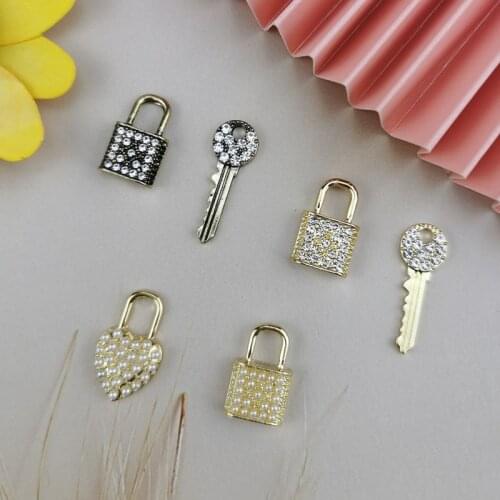 ApeUr 10pcs Full Rhinestone/Pearl Locks&Keys Metal Charms Heart Shape Lock Necklace Earrings Pendans For DIY Couple Jewelry Make