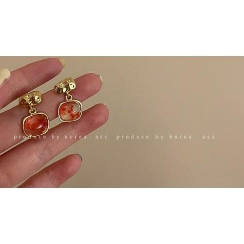 2021 Geometric Resin Earrings Metal Fashion Simple Design Retro Temperament Earrings Net Red Trend for Women Girl Gift