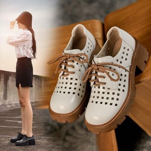 New Spring/Summer 2021 Women Shoes Round Toe Lace-Up Chunky Heel Fashion Hollow Out Breathable Women Casual Shoes Color Matching