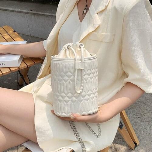 Solid Color Drawstring Handbag Women 2021 Luxury Designer Chain Crossbody Bag Fashion Retro Shoulder Bags Handbag Ladies