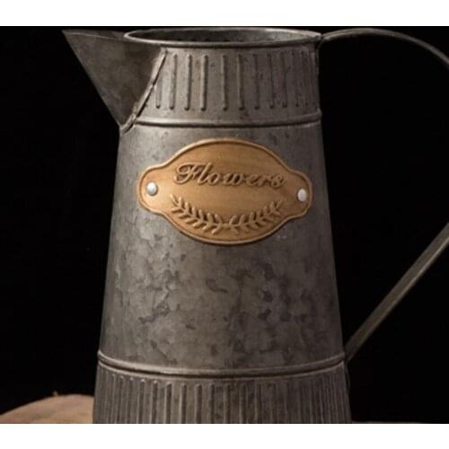 Vintage Farmhouse Rustic Jug Vase Metal Iron Shabby Design Planter Holder Flower Pot Bucket Rural Style Home Garden Decoration