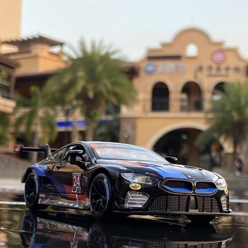 1:32 BMW-M8 GTE Le Mans Racing Car Car Model Alloy Car Die Cast Toy Car Model Sound light Pull Back Childrens Toy Collectibles