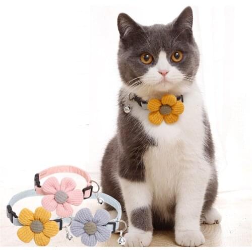 New Cat Collar 3D Sunflower Puppy Chihuahua Collars with Bell Adjustable Safety Buckle Cats Bow Tie Pets Accessories