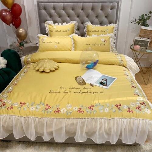 New Luxury 80S Egyptian cotton yellow Bedding sets Queen King Princess Duvet cover Bed sheet set Pillowcases 4/7pcs flower