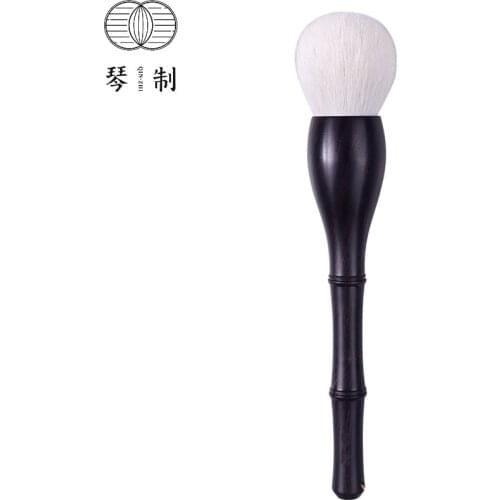 QINZHI Professional Handmade Make Up Brush Round Blush Blusher Brush Soft Saibikoho Goat Hair Makeup Brushes