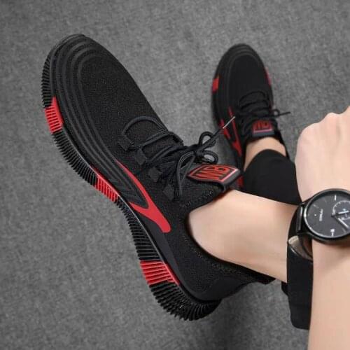 Mens Black Running Shoes Summer Ultra-light Breathable Sneakers Zapatos De Mujer Walking Shoes Boys Sneakers Size 39-44 Tennis