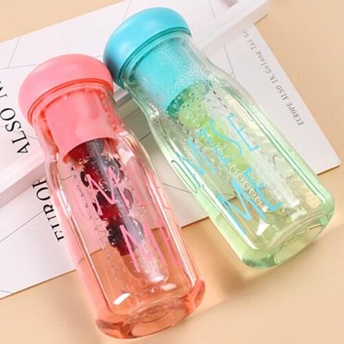 25.4oz Portable Letter Printed Drinking Plastic Bottle with Filtration Handheld Student Flower Tea Cup